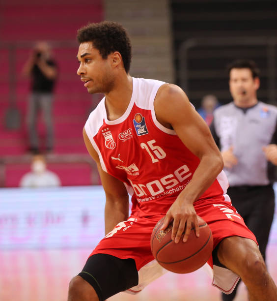 乃至国际间 乃至国际间