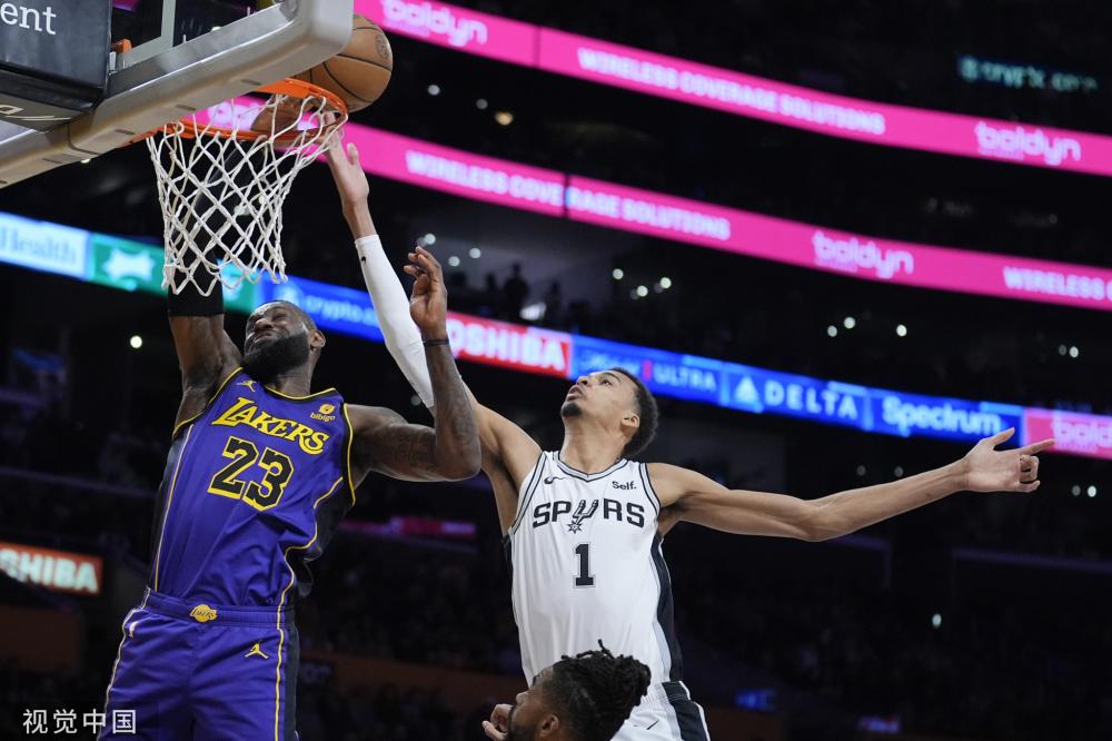 东契奇在与 东契奇在与