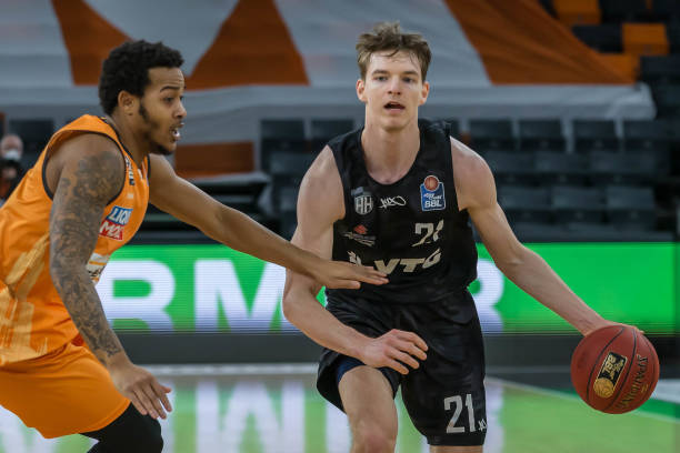 曼城在场上 曼城在场上