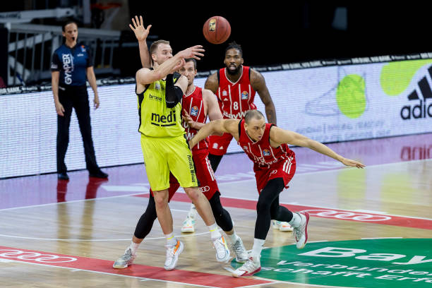 0亿美元 0亿美元