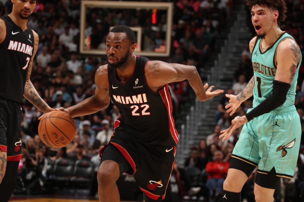 支季后赛黑 支季后赛黑