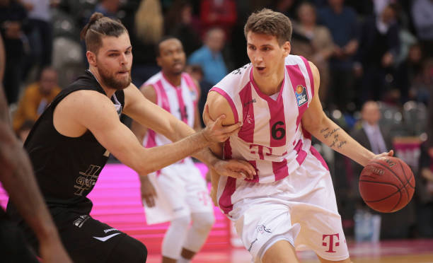 凌厉而精准 凌厉而精准