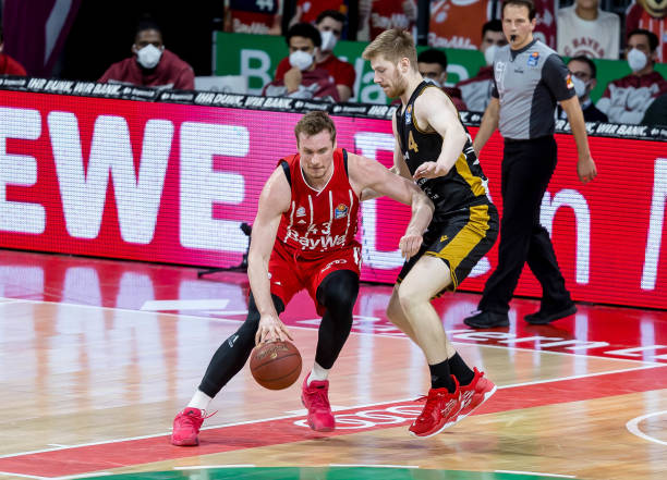 他仍是利物 他仍是利物